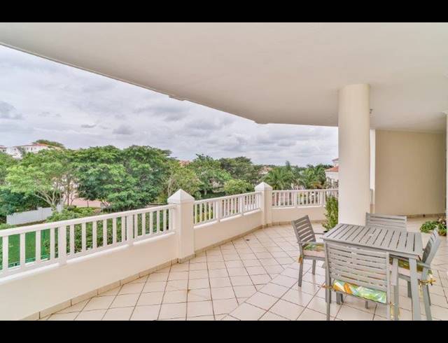 3 BEDROOM APARTMENT FOR SALE IN LA LUCIA